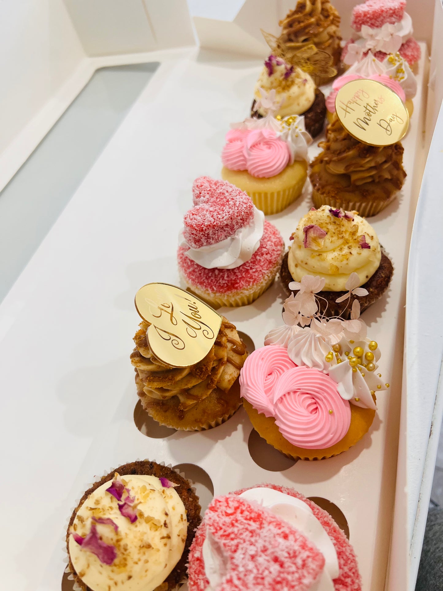 Mother’s Day cupcakes