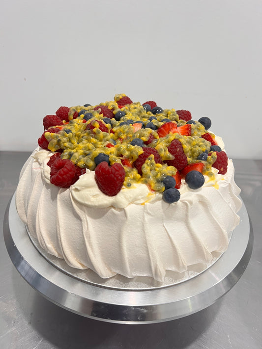 10” pavlova